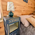 Holiday home Vivez Dans Un Magnifique Village Normand De La Halle *