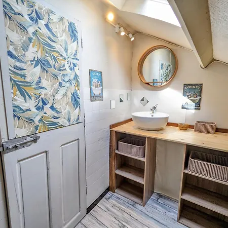 Vivez Dans Un Magnifique Village Normand 別荘 *