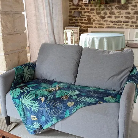 Vivez Dans Un Magnifique Village Normand