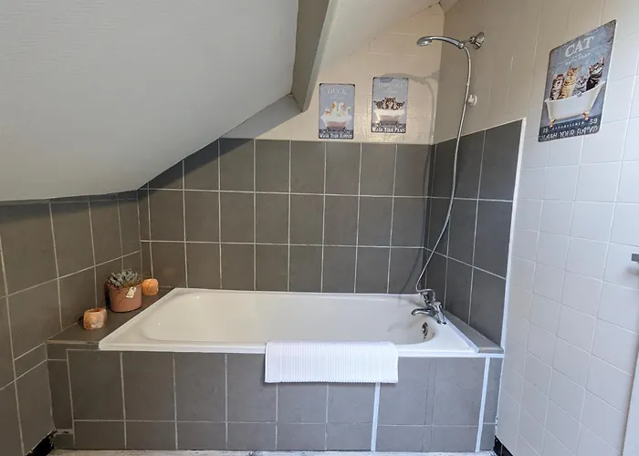 Vivez Dans Un Magnifique Village Normand Сasa de vacaciones