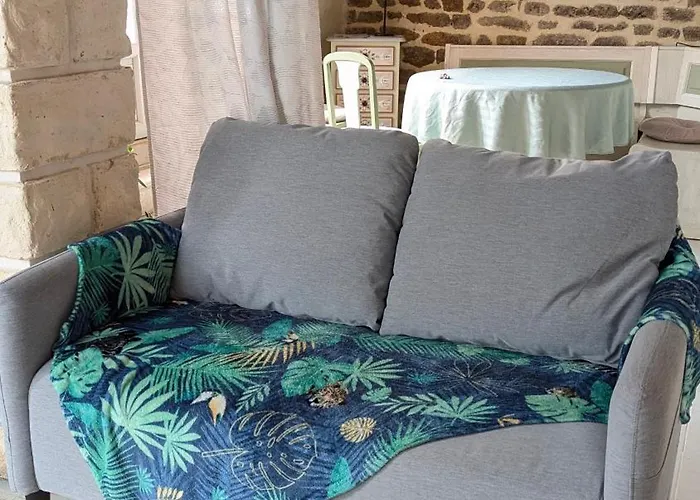 Vivez Dans Un Magnifique Village Normand